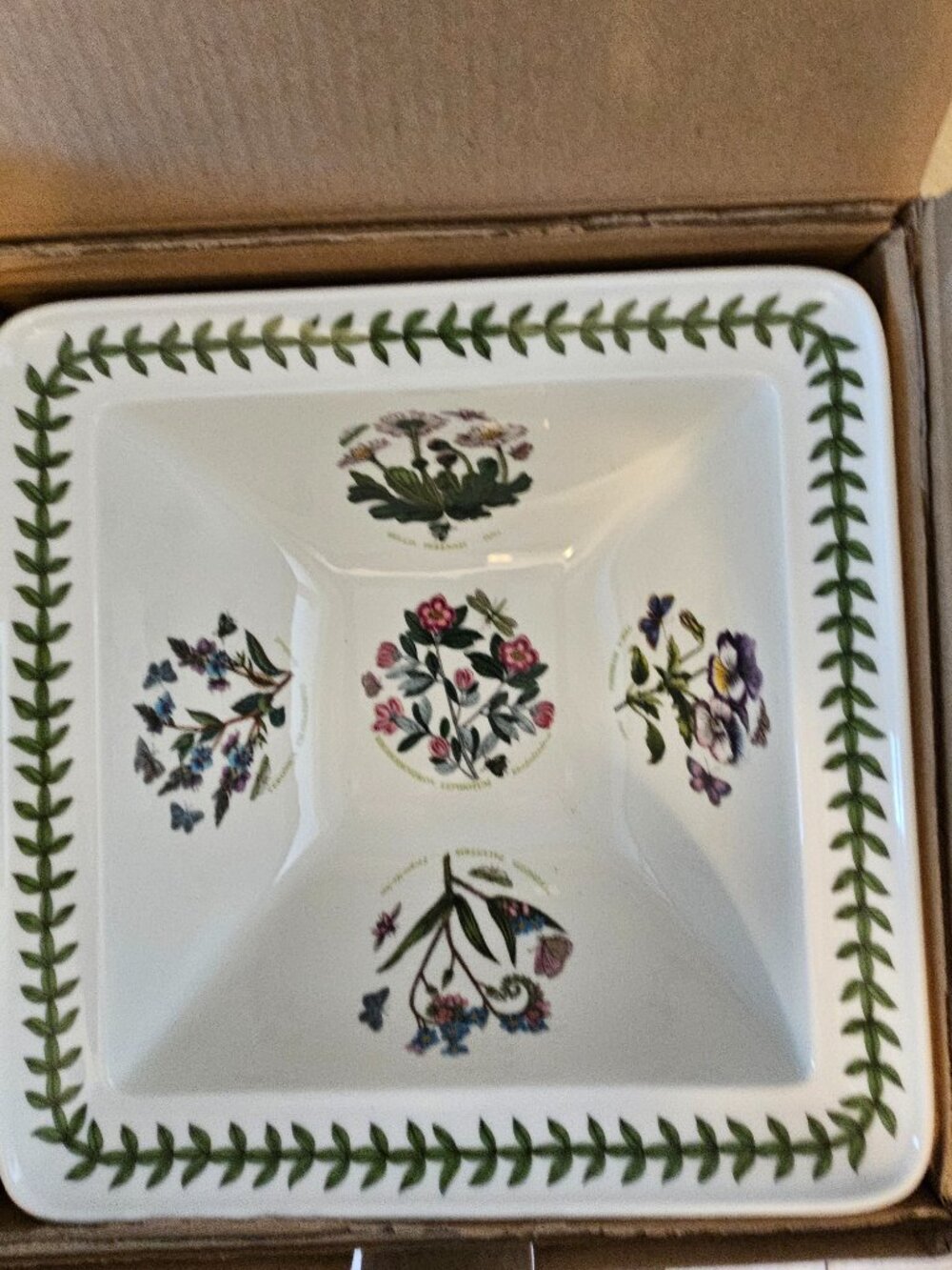 Portmeirion Botanic Garden Square Serving Bowl 10.5 inches